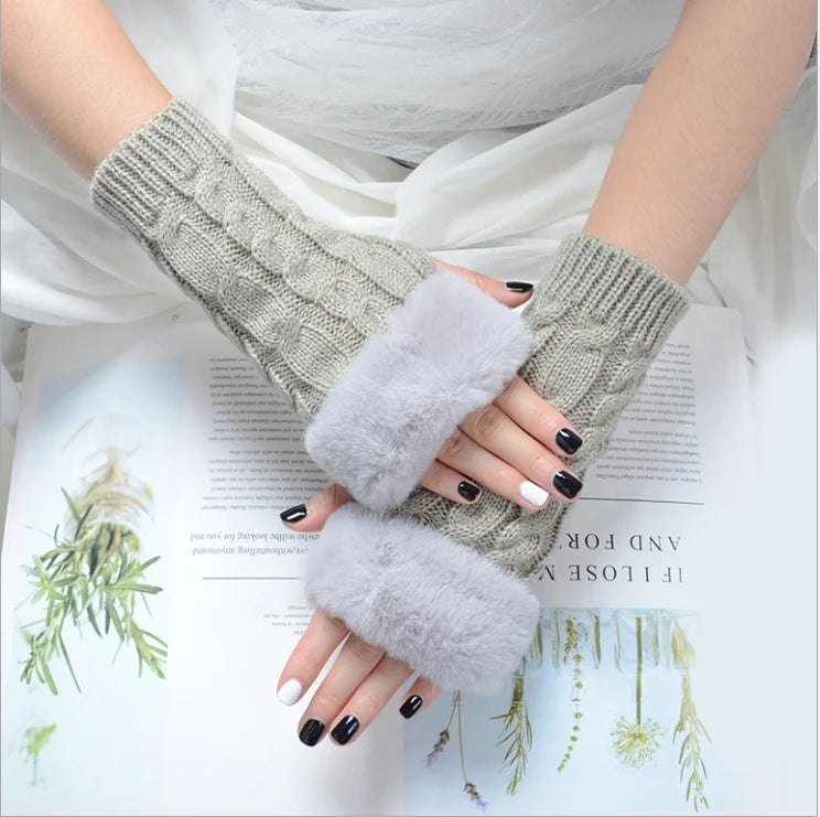 CozyKnit Fingerlose Handschuhe