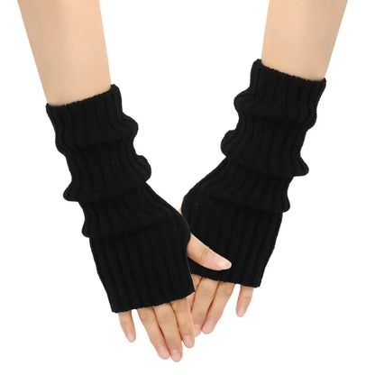 Lace Dreams Fingerless Gloves