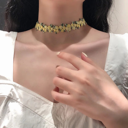 Floral Grace Lace Choker